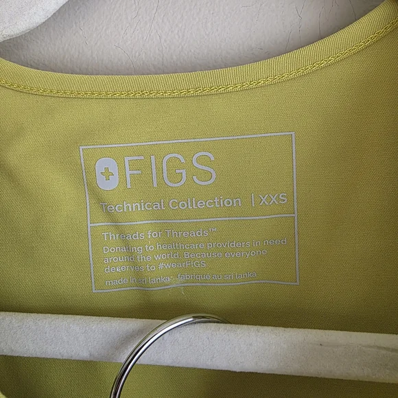 NWT FIGS Moss Green Scrub Set • Catarina Top • Petite High Waisted Yola Pants • - Picture 6 of 16